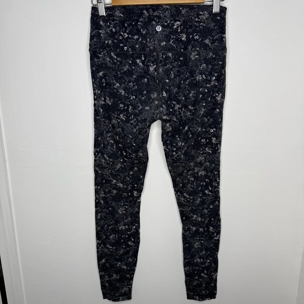 LULULEMON Equalized Multi Wunder Under High Rise Tights 28”